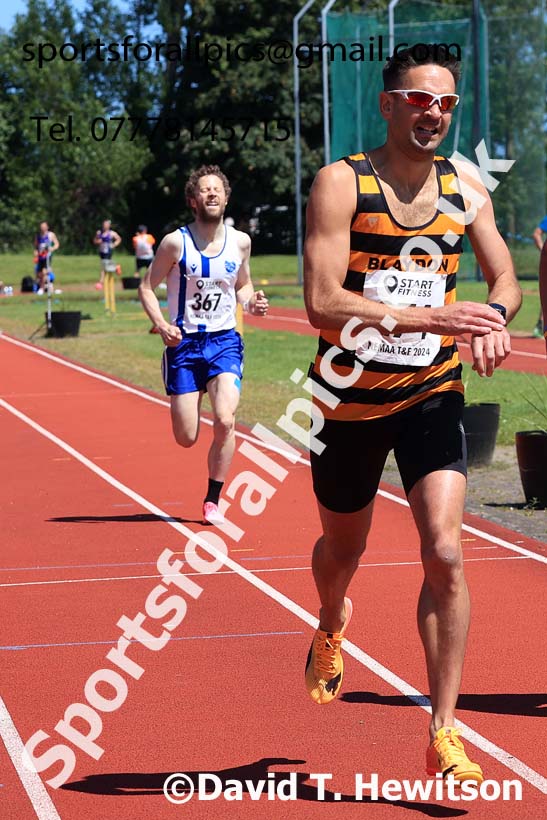 Mens 1500 metres, 2024 NE Masters Track and Field Champs., Monkton Stadium, Jarrow.  Photo: David T. Hewitson/Sports for All Pics